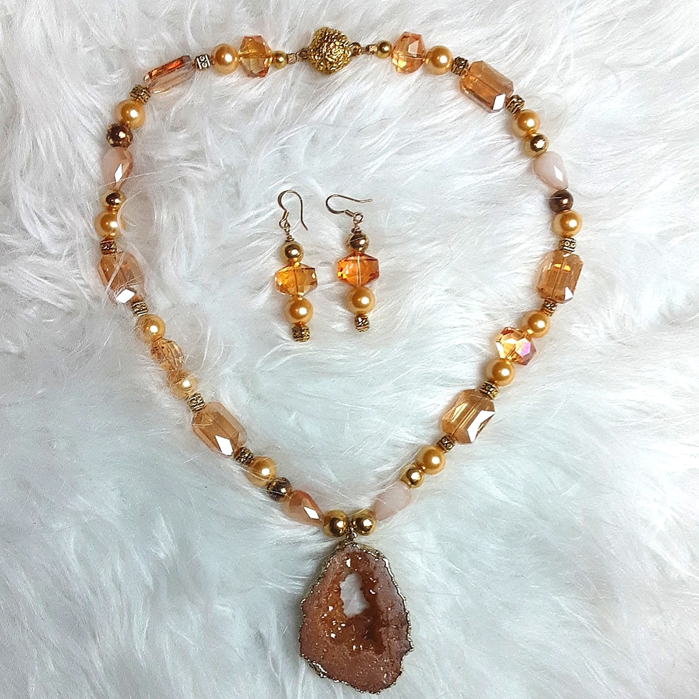 Handmade Druzy Crystal Pendant Necklace and Earrings